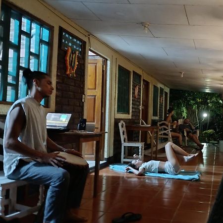 Eco-Lodge El Porvenir. Santa Cruz エクステリア 写真