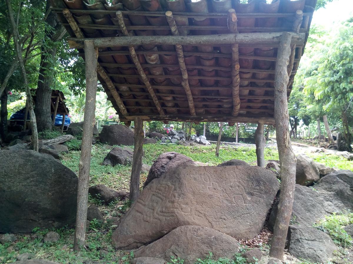 Eco-Lodge El Porvenir. Santa Cruz エクステリア 写真